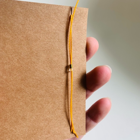 NWT ✨Spark Joy✨ 8mm Positive Vibes Healing Energy Gemstone Crystal Bracelet ✨ - Picture 6 of 6